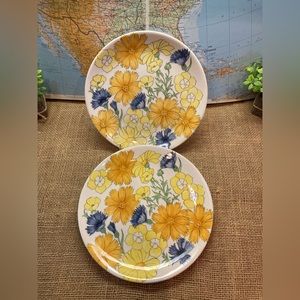 Ernestine Cannon Salerno Italy 2 Salad Plates. MCM. Daisy pattern